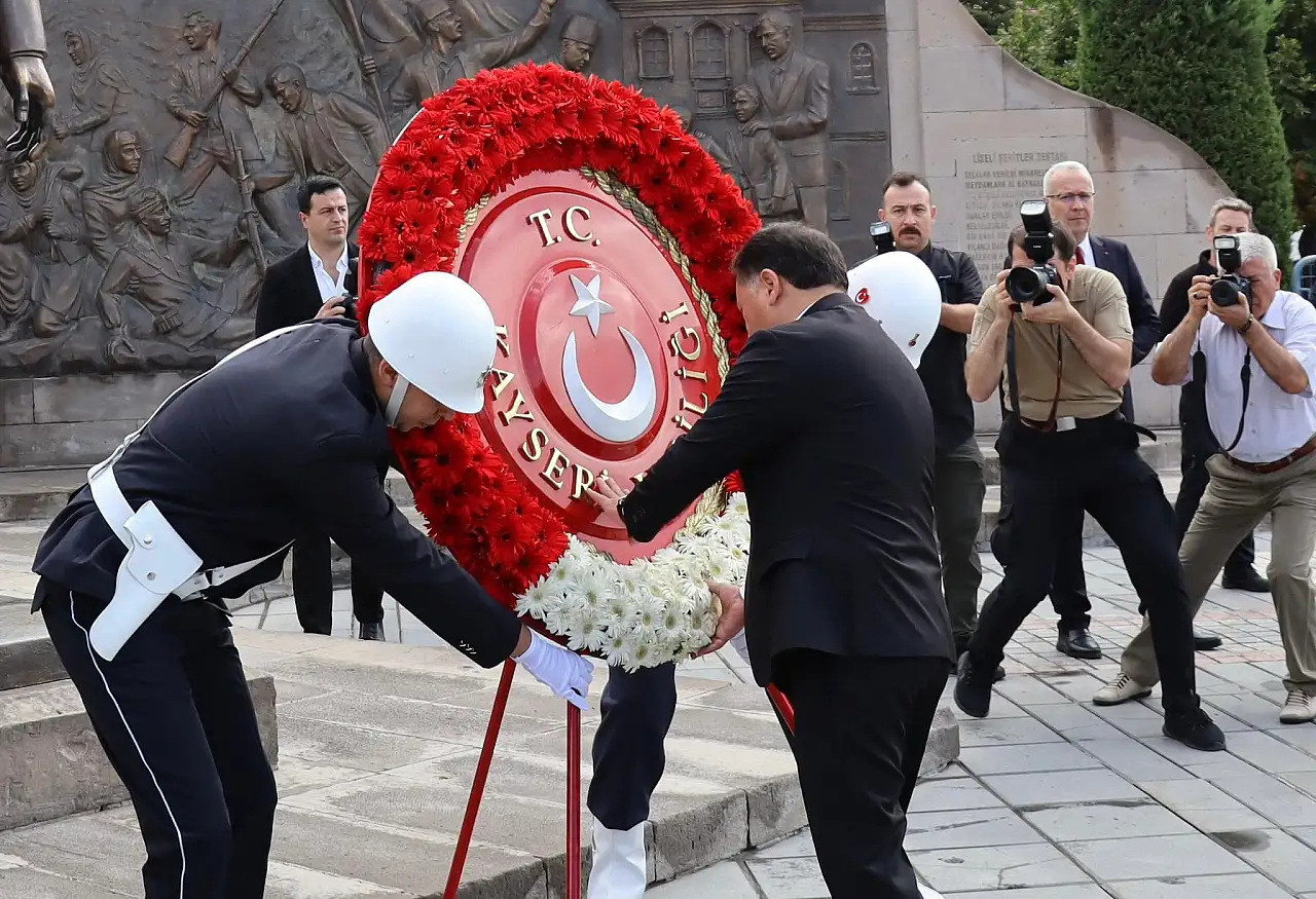 Kayseri'de 30 Ağustos Zafer Bayramı coşkusu: Böyle kutlandı