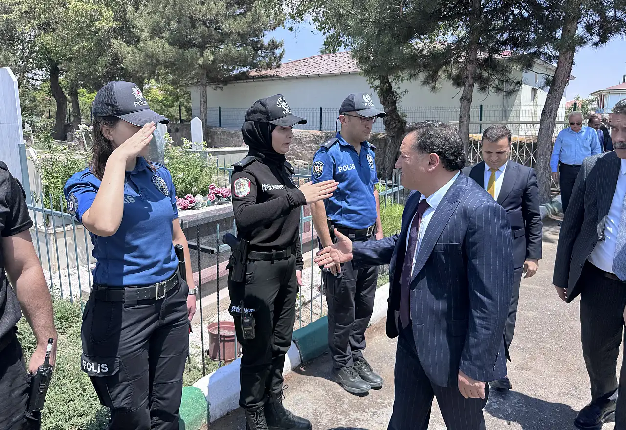 Kayseri protokolü şehit Kübra Doğanay'ı andı