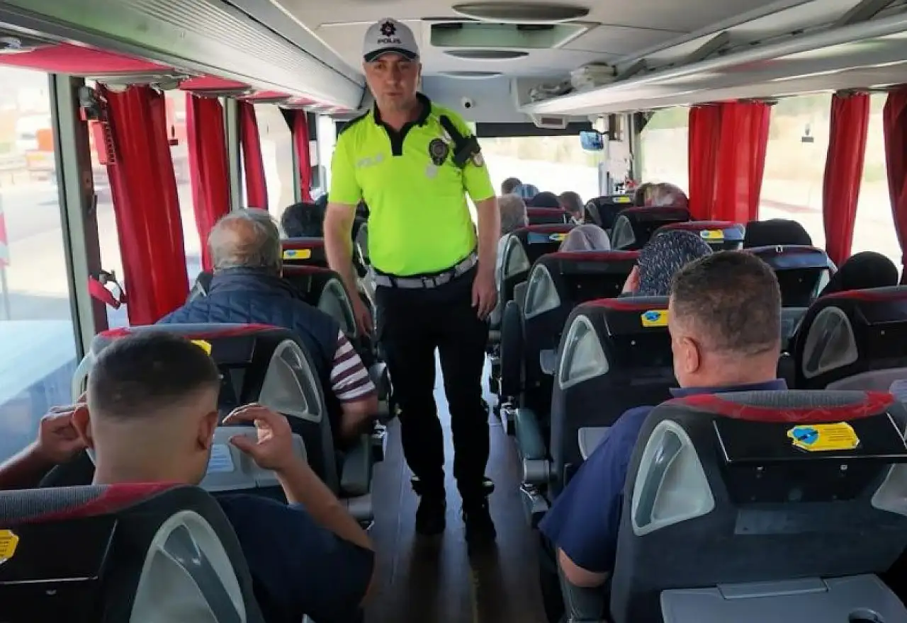 Kırıkkale'deki otobüs kazasının görüntüleri ortaya çıktı! Şarampole böyle devrilmiş...