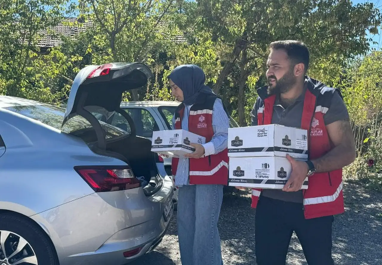 Cenazede yaşatılan asırlık gelenek! Kayseri'de dikkat çeken uygulama