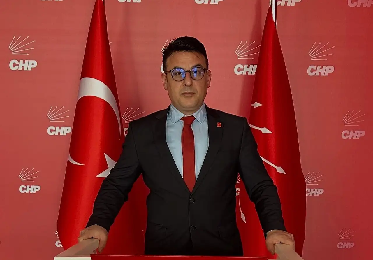 Flaş! Kayseri'de görevden alınan CHP'li Başkan istifa etti