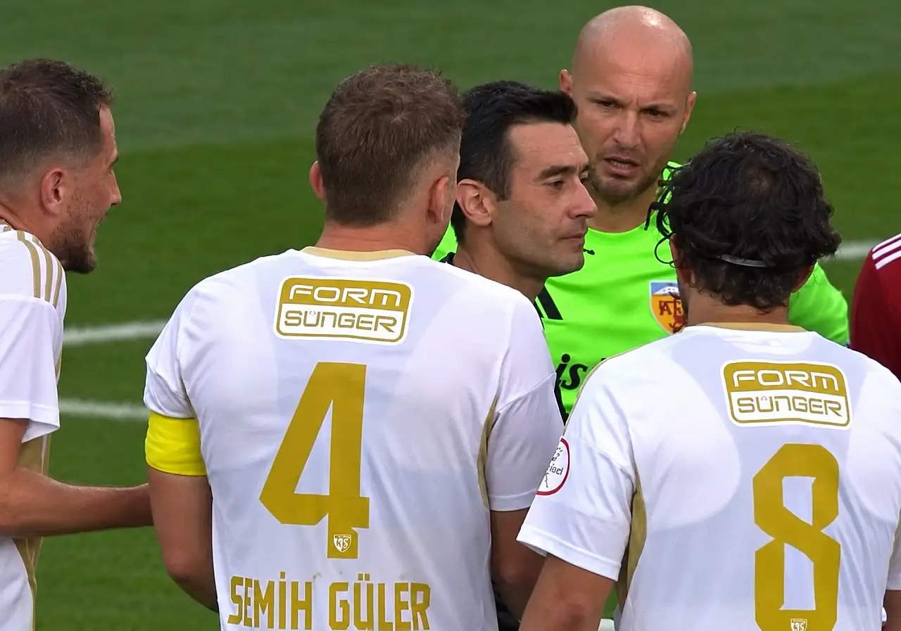 Kayserispor'un liderliği bıraktığı maçta tartışılan karar! Kural ne diyor?