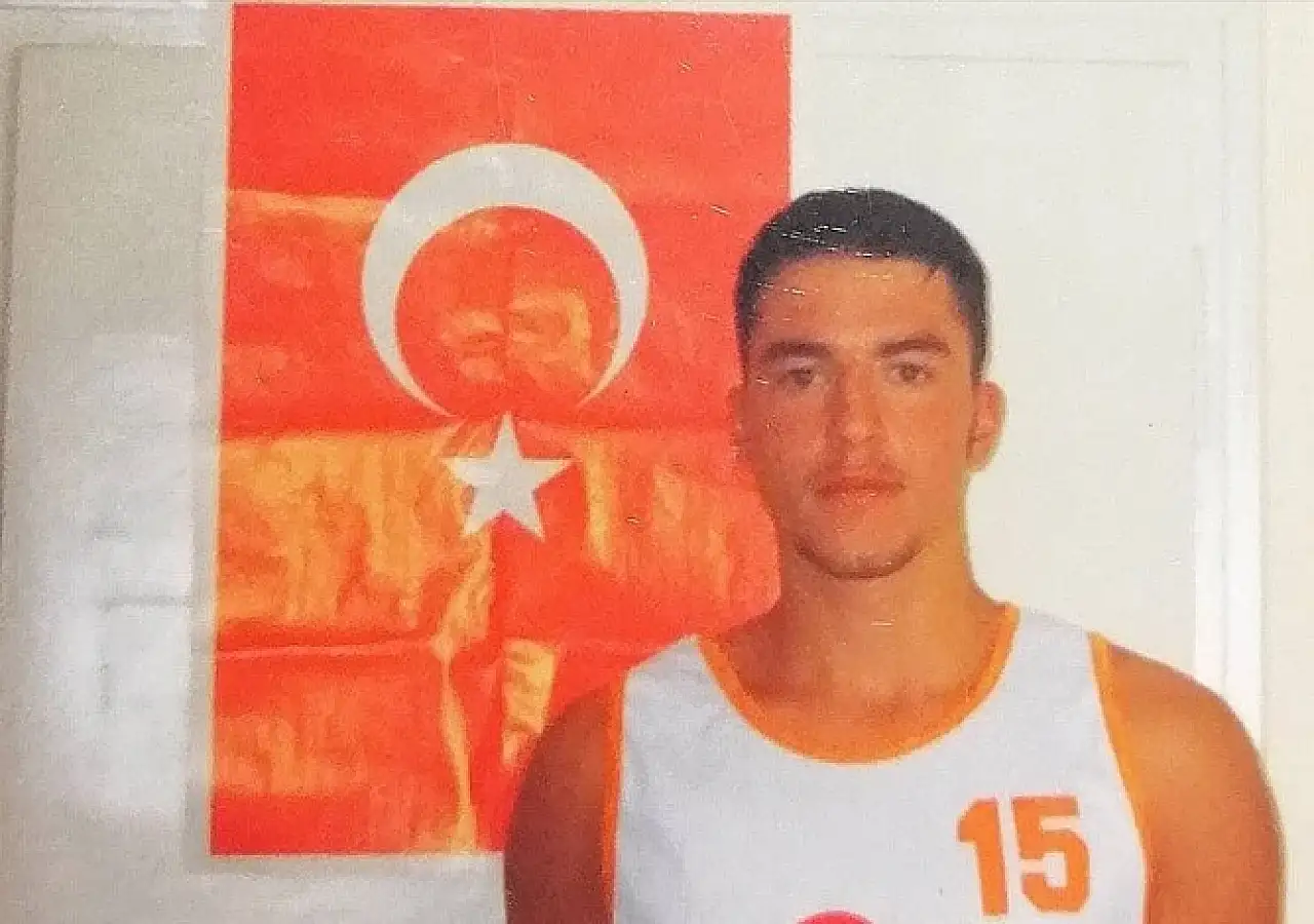 48 yaşında basketbol aşkı bitmedi! Hasan Aksoyak 40. sezonuna çıktı