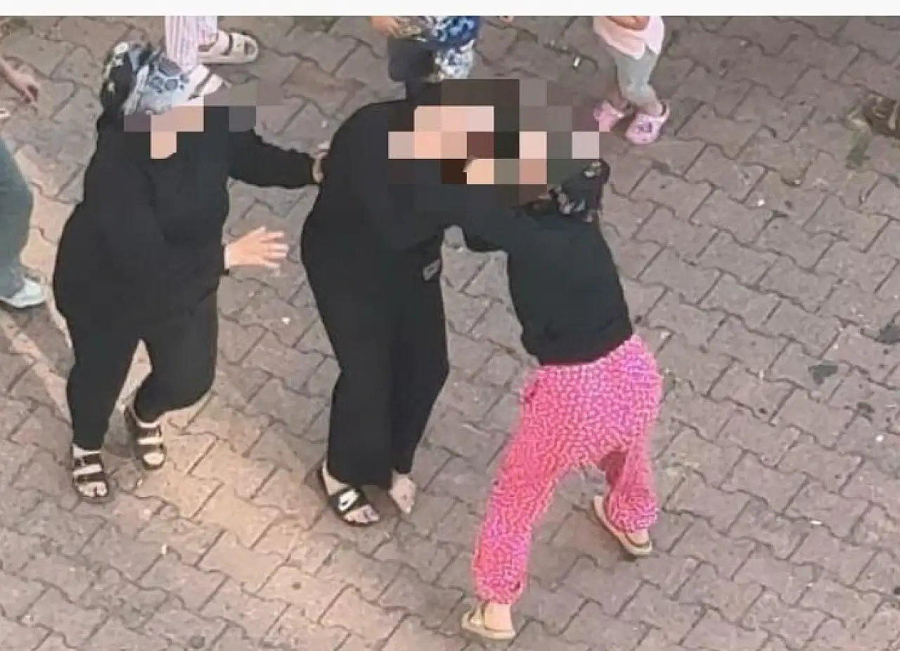 Kayseri'de iki kadının kavgası mahalleyi ayağa kaldırdı