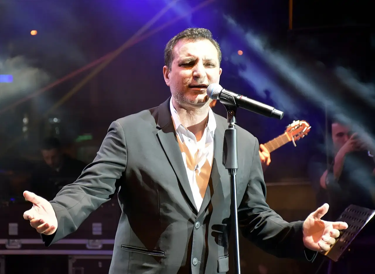 Aşk şarkıları Kayseri'ye 12 Haziran'da geliyor