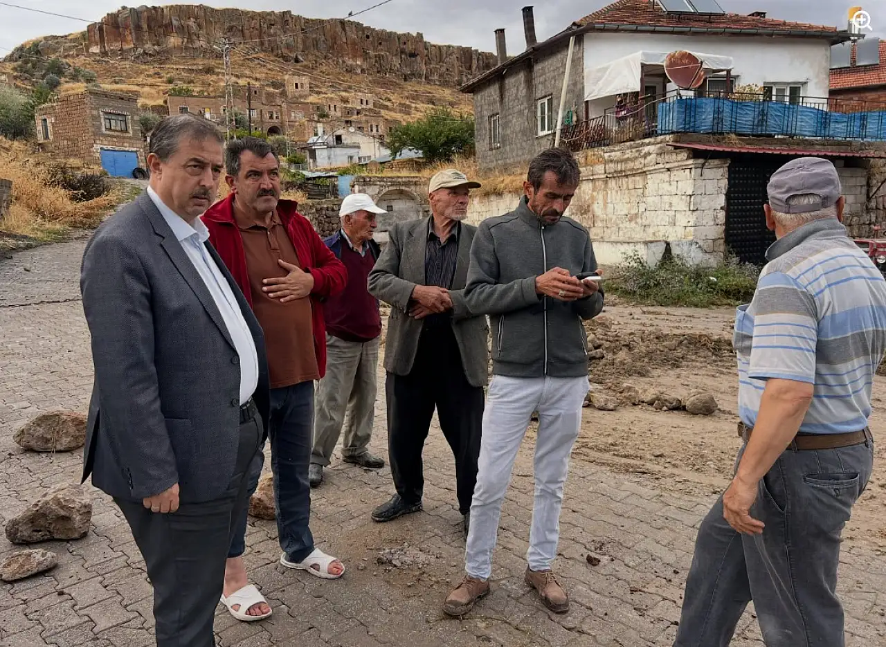 Kayseri'de sağanak sonrası sel: Belediye ekipleri alarma geçti
