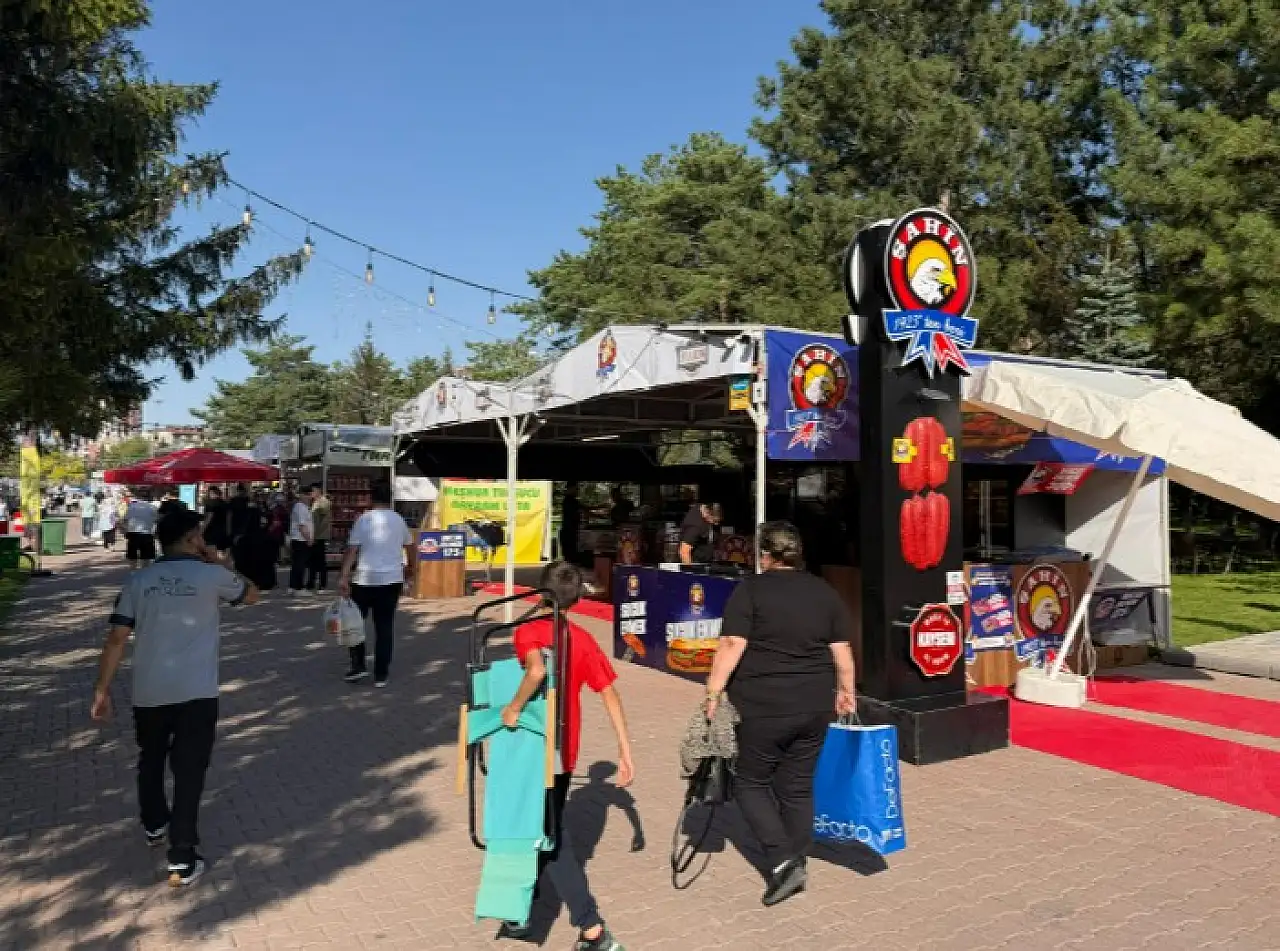 Fuar38'e Şahin sucuk damgası