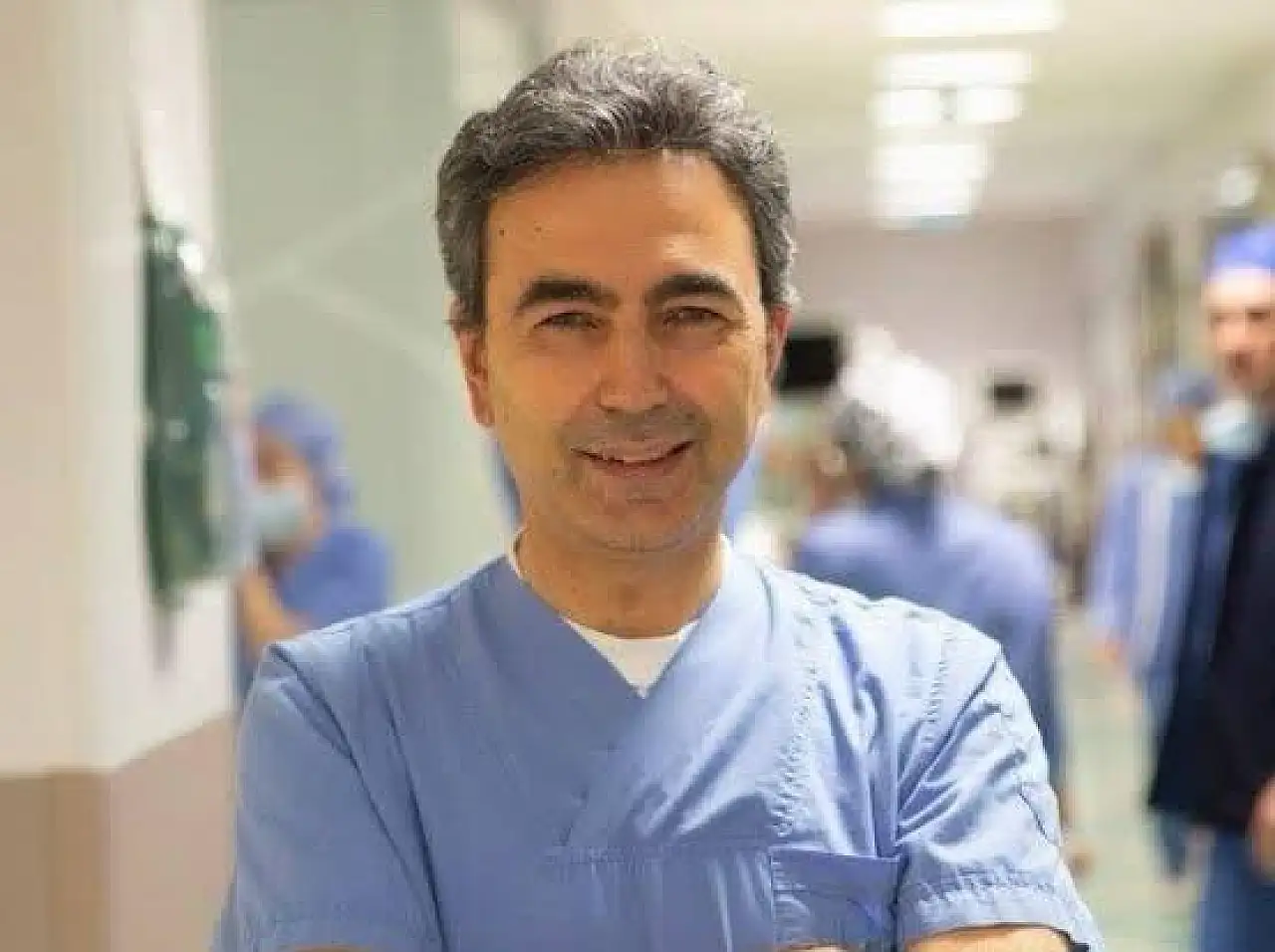 Ünlü profesöre yeni görev! Eşi olan Kayserili ünlü siyasetçi paylaştı