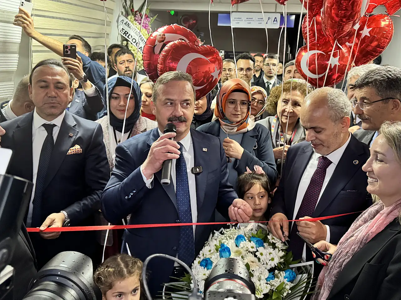 Genel Başkan Kayseri'de konuştu: Ülkenin tüm sorunlarını çözeceğiz