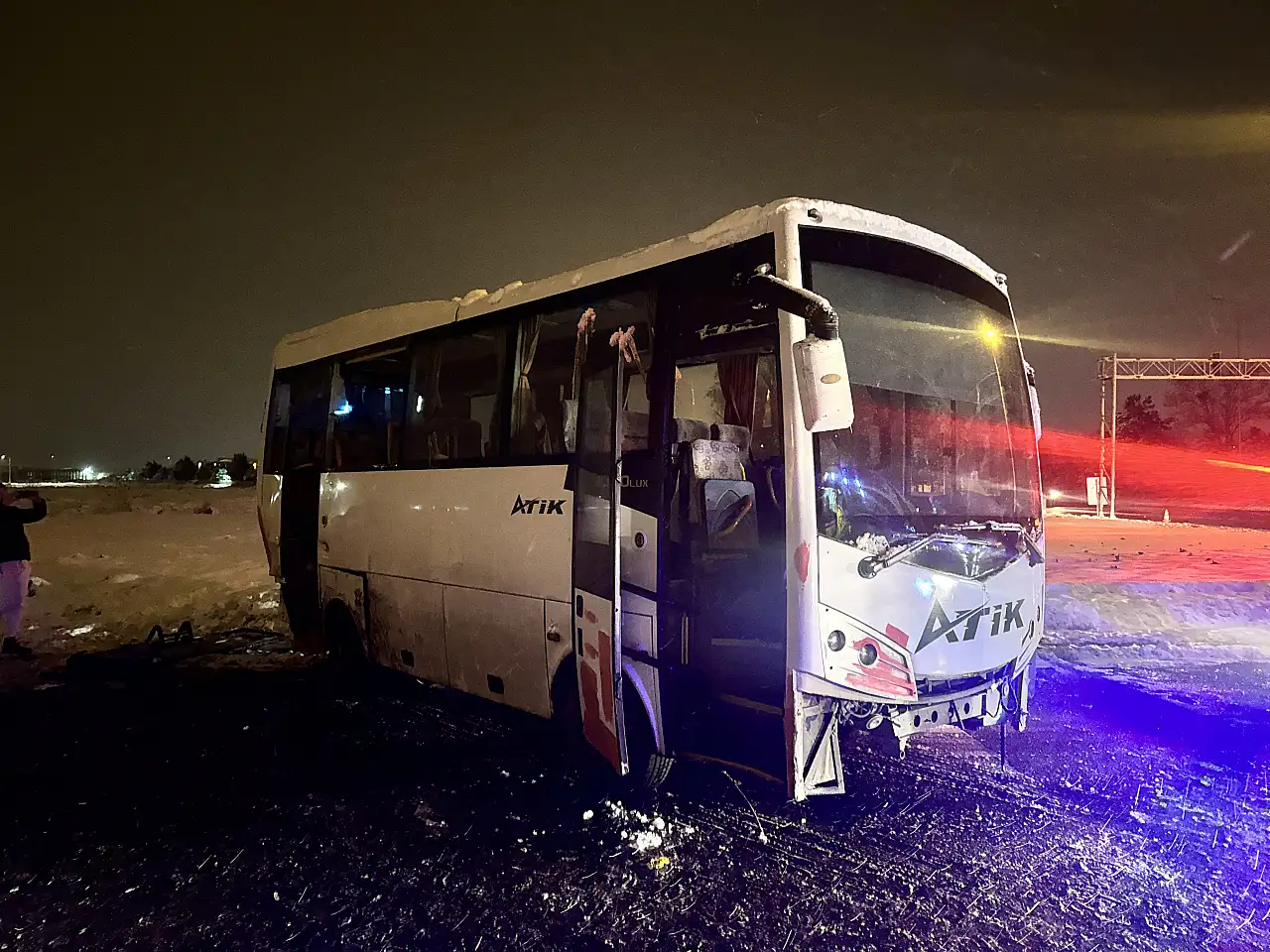 Kayseri'de yolcu otobüsü ile işçi servisi çarpıştı: 17 kişi…