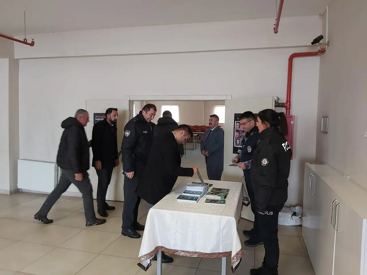 Felahiye'de bağımlılıkla mücadele semineri