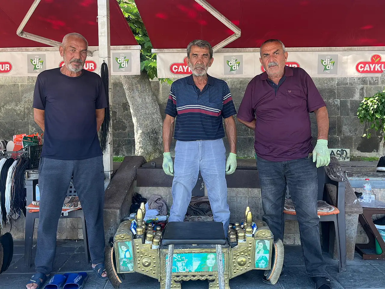 Kayseri Kalesi'ni ayakta tutan 3 usta!