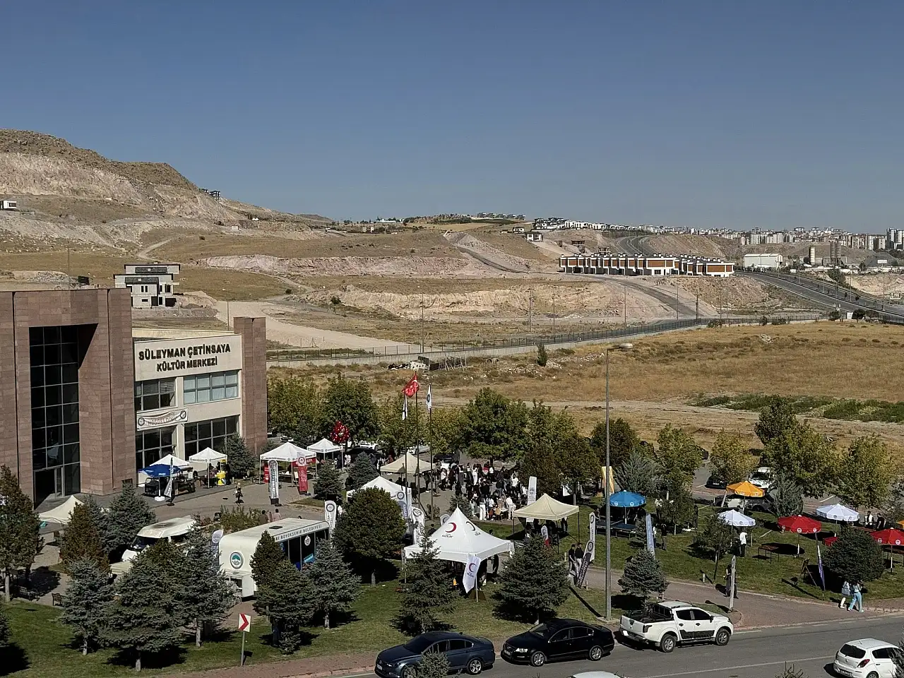 Tanışmak için Kayseri'de herkes oraya akın etti!