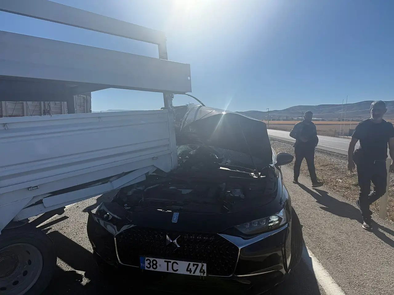 Flaş Kayseri Ülkü Ocakları Başkanı trafik kazası geçirdi