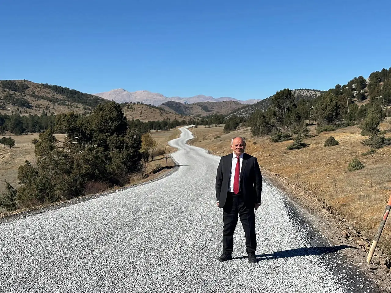 Akdeniz'i İç Anadolu'ya bağlayan yol yenileniyor!