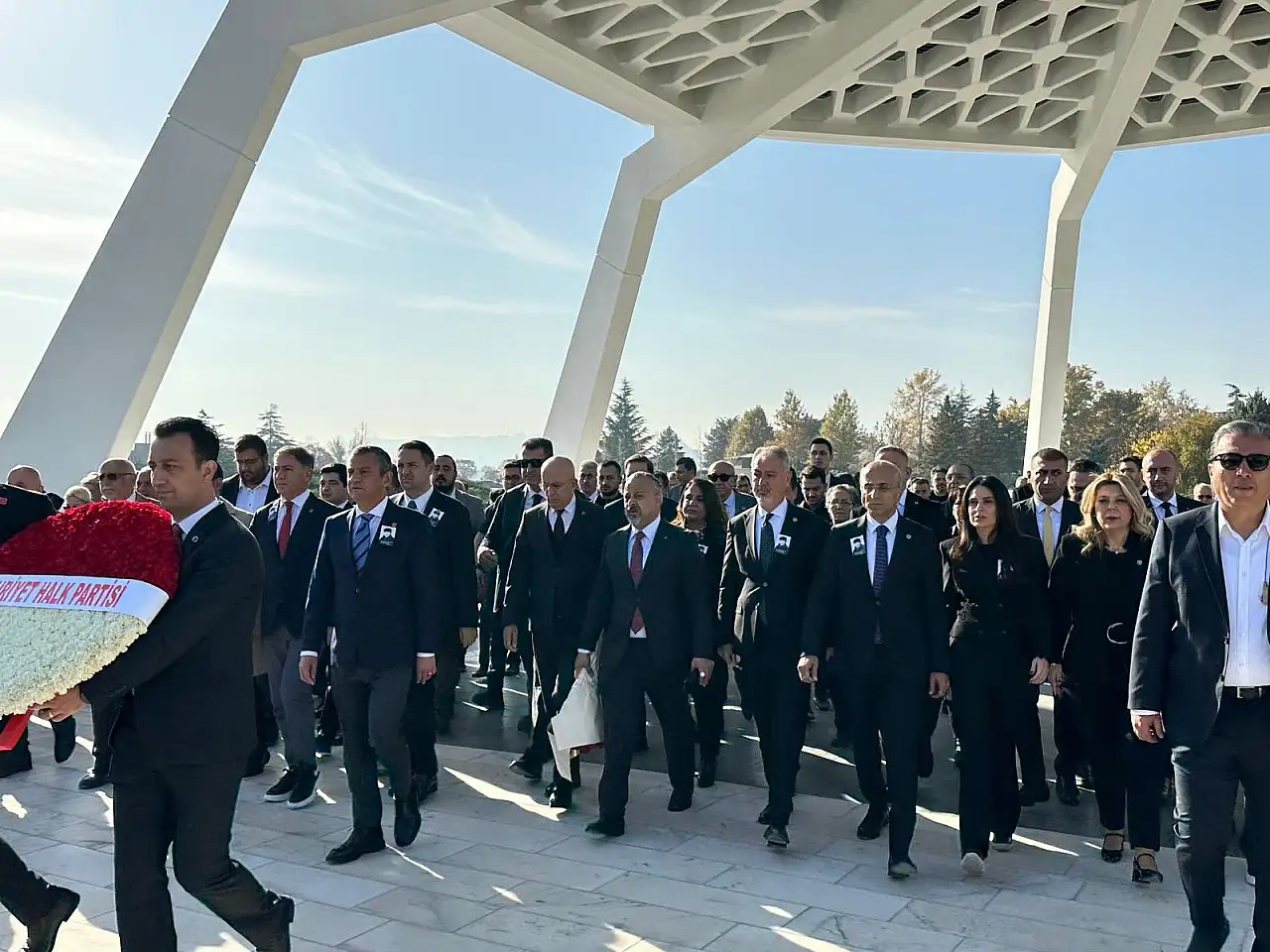 Genç, Karaoğlan'ı unutmadı