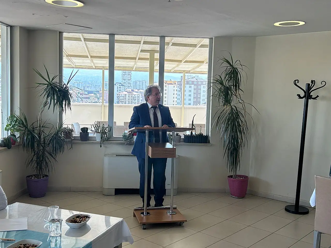 Kayseri'de eski Müdür TAHUD'a Başkan oldu!