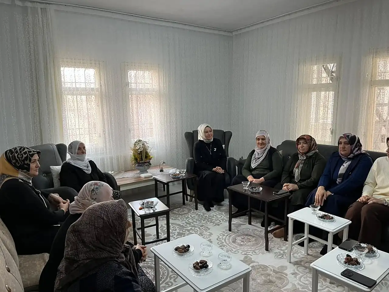 AK Parti Kayseri Kadın Kolları sahada!