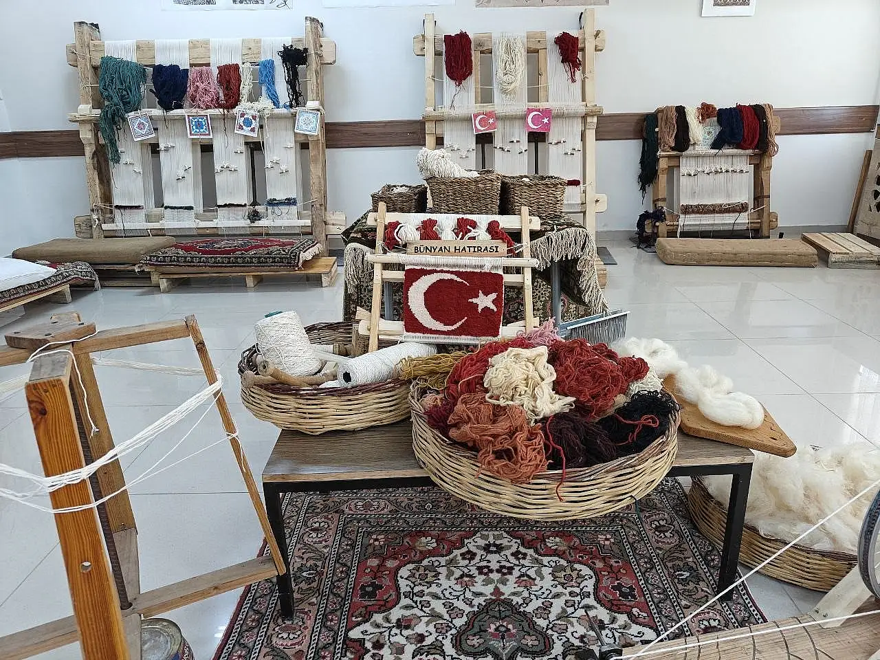 Kimse beklemiyordu... Öğrenciler asırlık sanatı yeniden canlandırdı