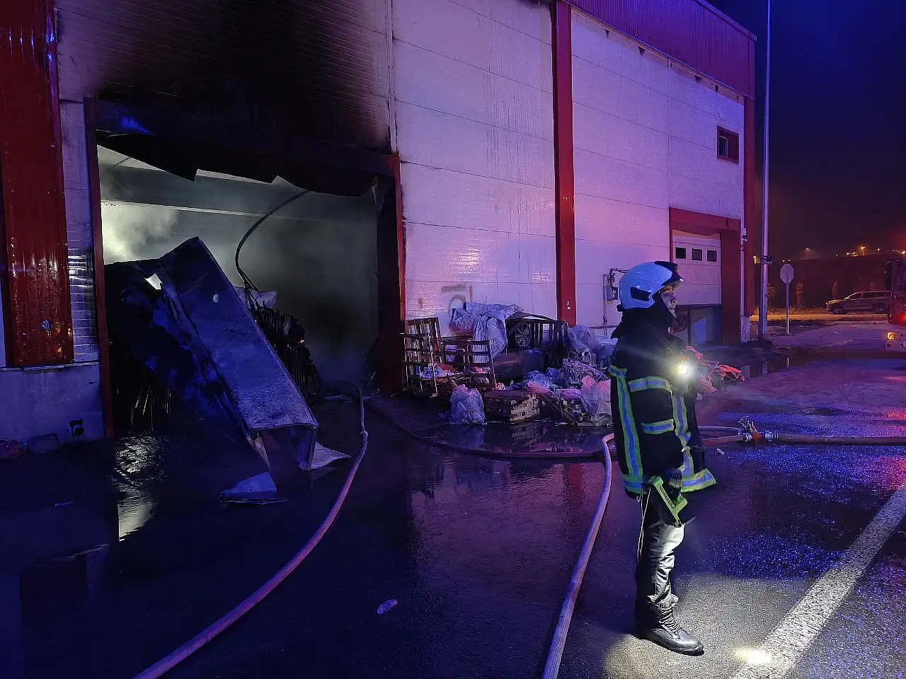 Cami Kebir Mahallesi'nde yangın