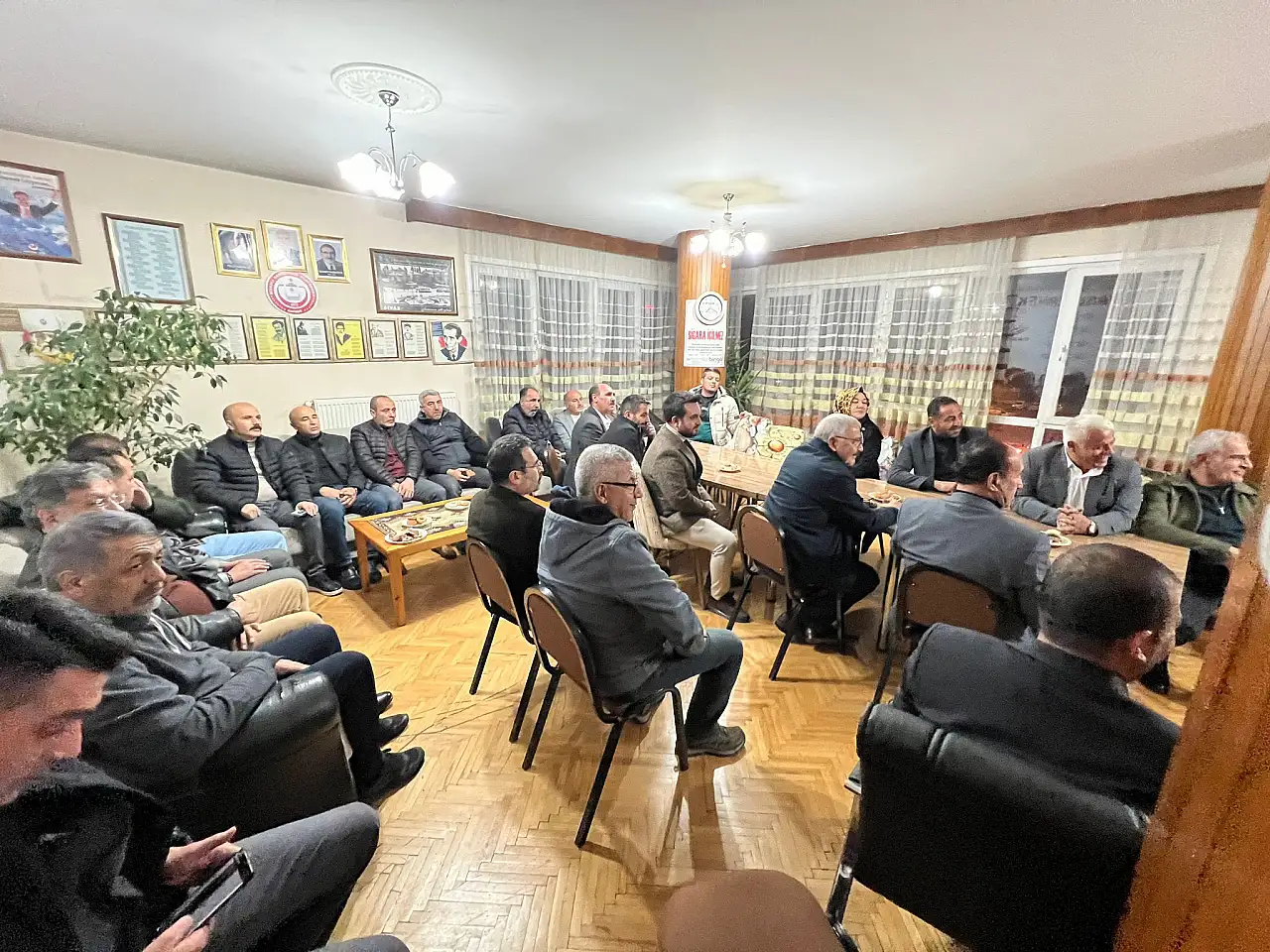 Milletvekili Ataş Kayseri'deki Sivaslılarla buluştu