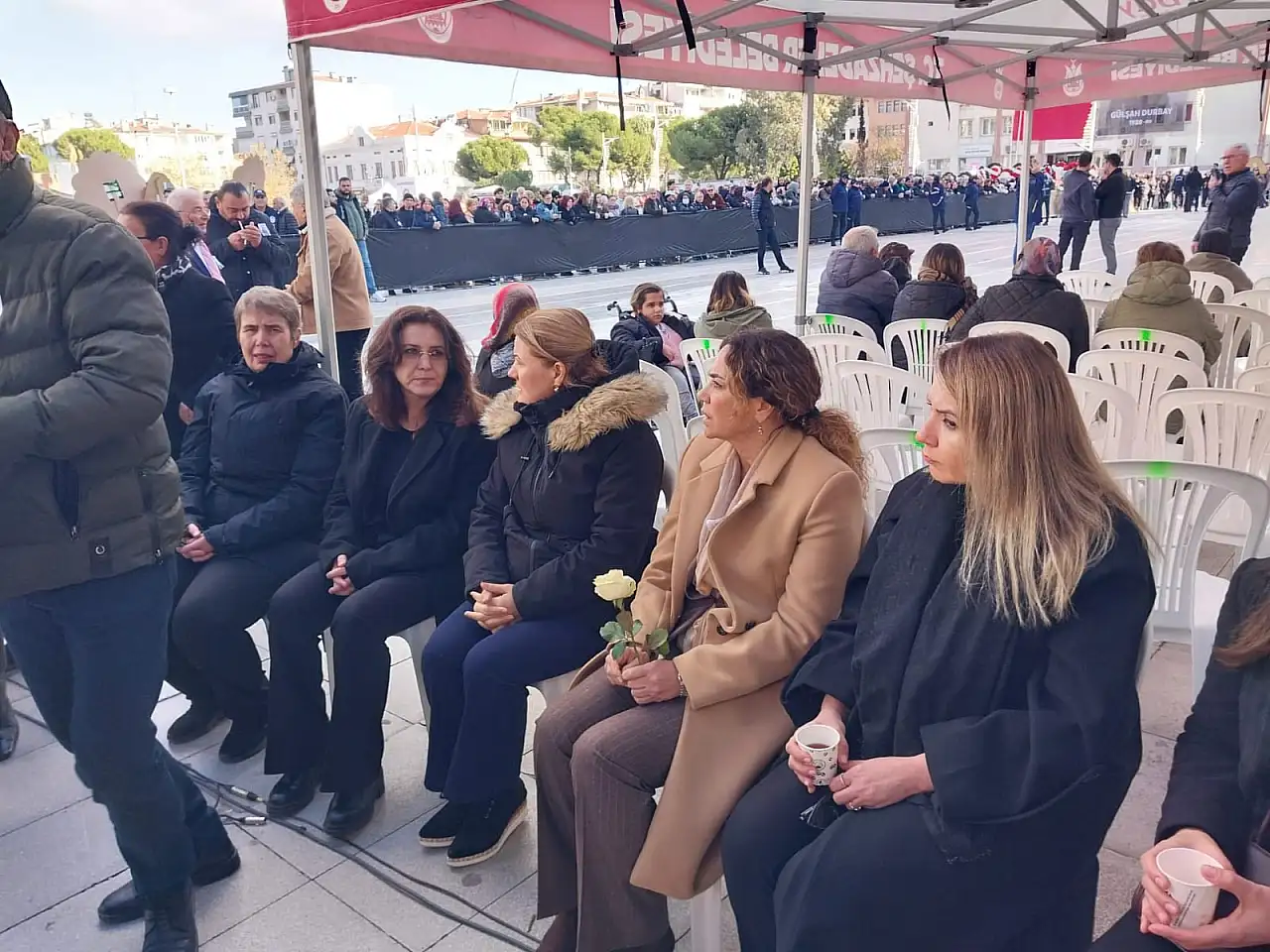 CHP'yi yasa boğan cenaze törenine İl Başkanı Özer de katıldı