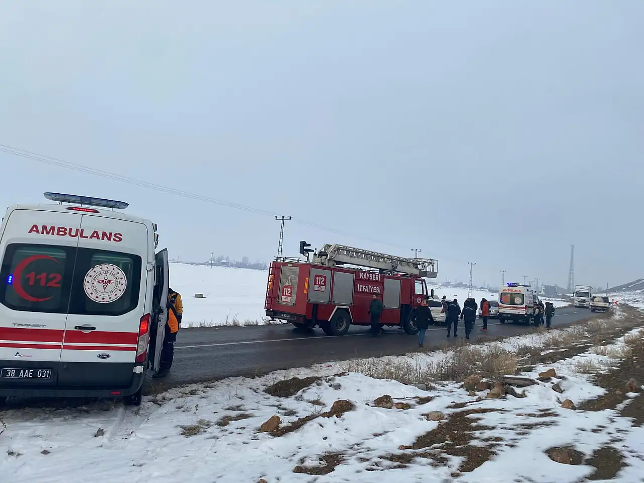 Kayseri'de içinde öğretmenlerin bulunduğu araç kaza yaptı! 5'i öğretmen 6 kişi...