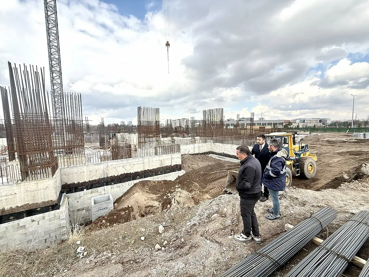 Kayseri'nin en büyük camisinde son durum! Yerinde inceledi