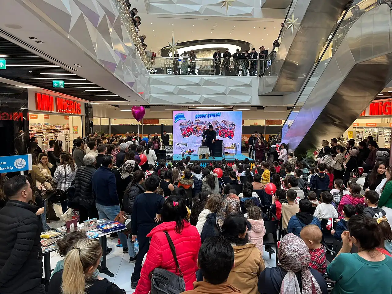 Kayseri'de 'Çocuk Şenliği' yapıldı