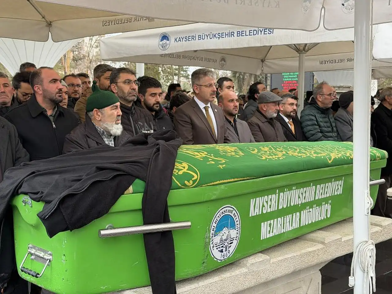 AK Partili isim son yolculuğuna uğurlandı