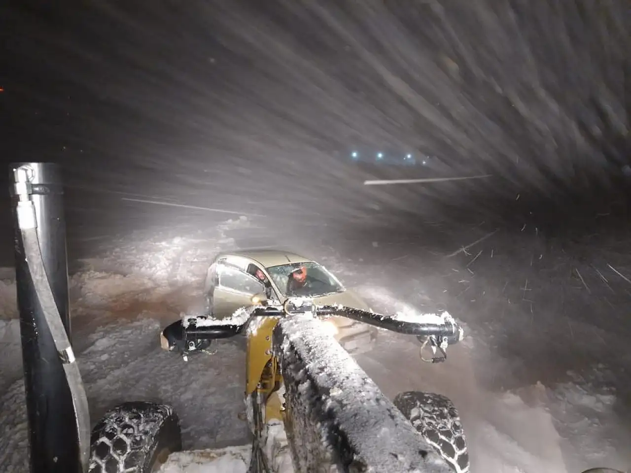 Kayseri'de kapanan yollar tek tek açıldı