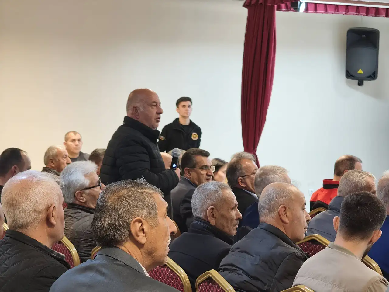 Kayseri merkeze en uzak yerde Muhtarlar toplandı