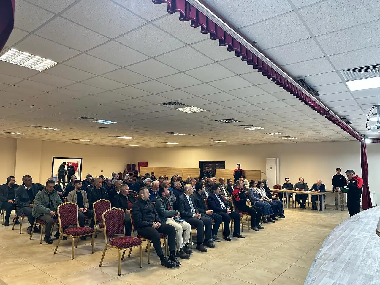 Kayseri merkeze en uzak yerde Muhtarlar toplandı