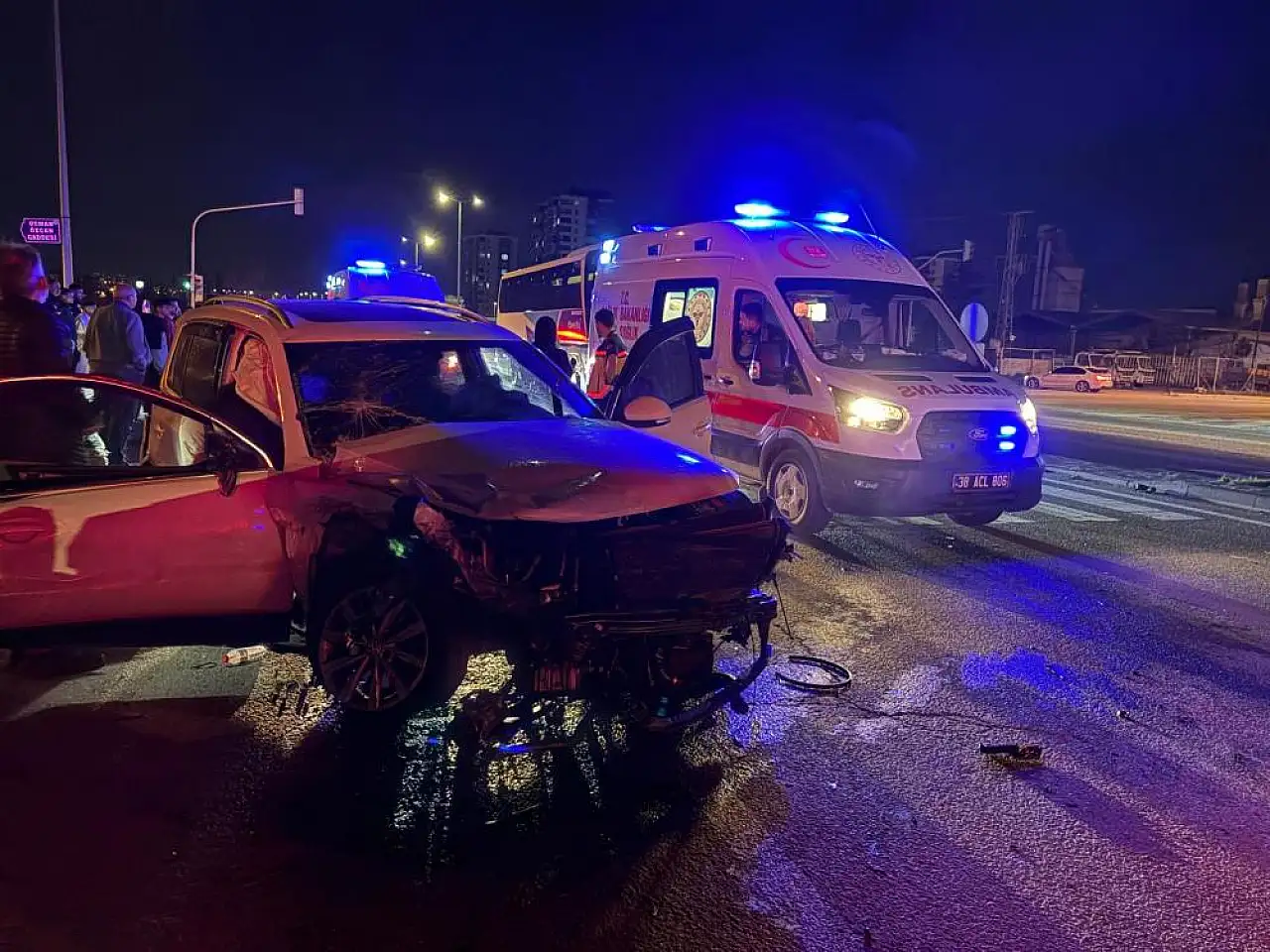 Kayseri'de o mahallede büyük gürültü koptu! Duyan pencereye koştu