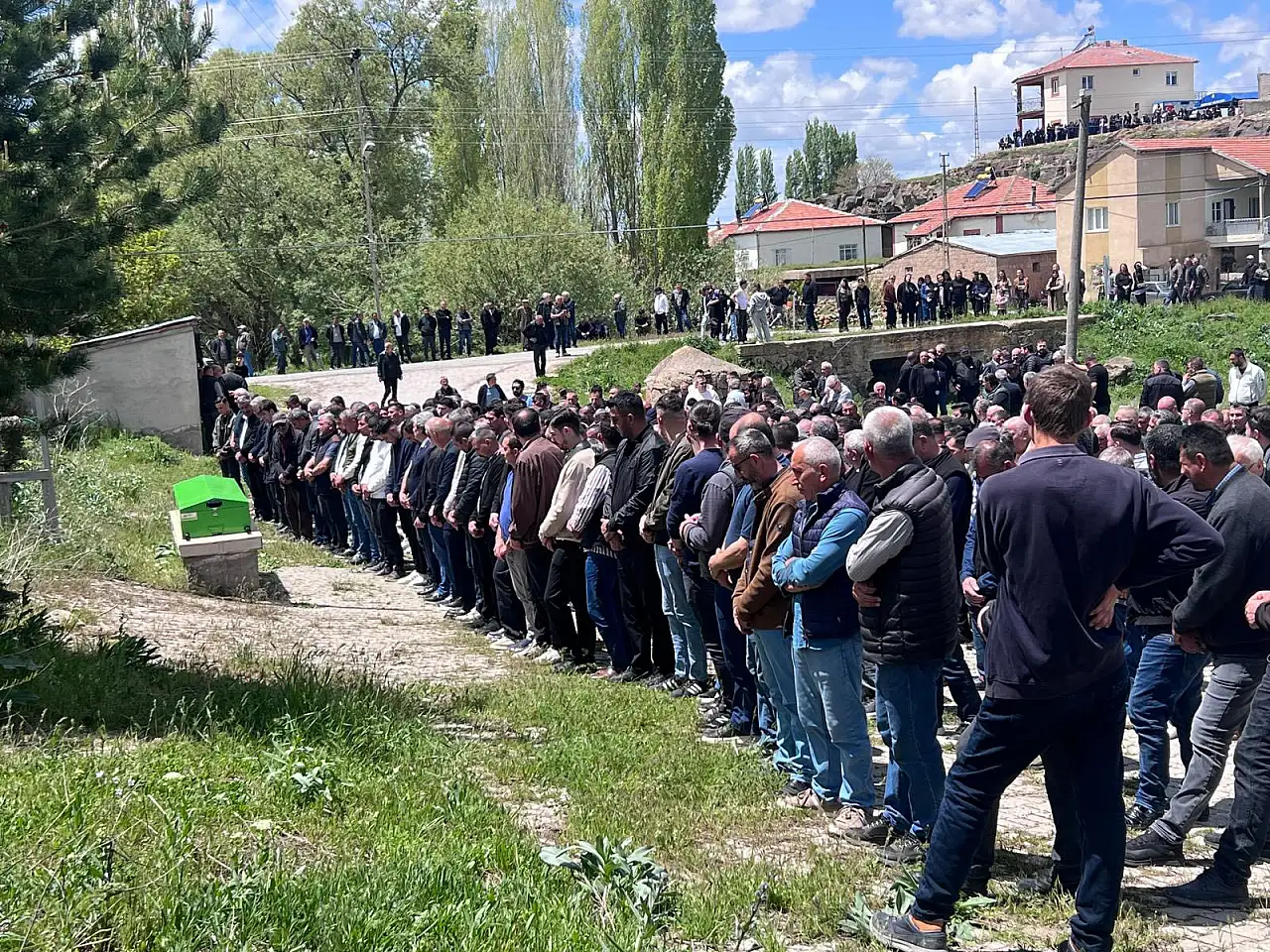 Kalp krizine yenik düştü! Kayseri Milletvekili son yolculuğuna uğurladı