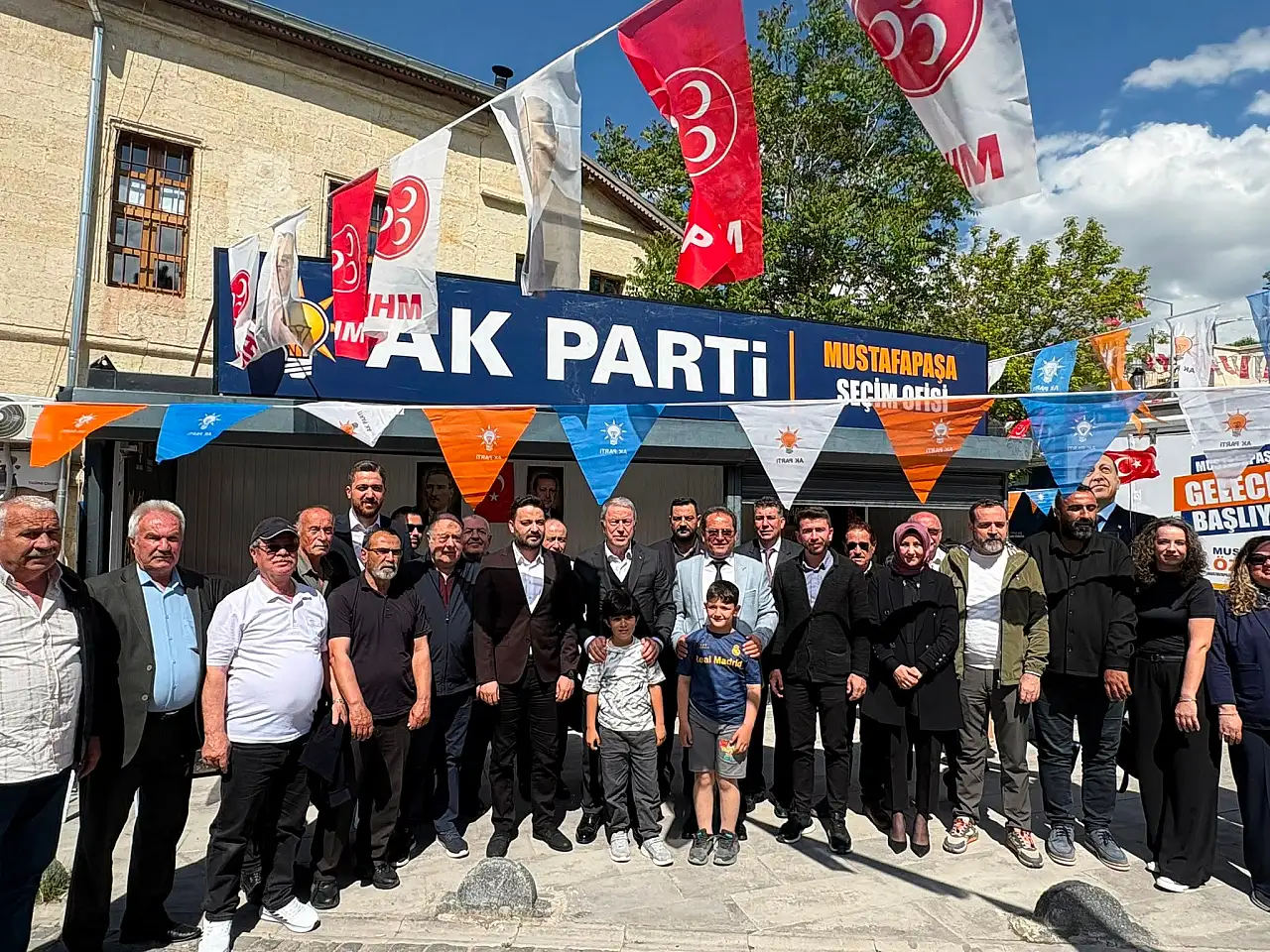 Hulusi Akar belediye başkanlığı seçim çalışmasında