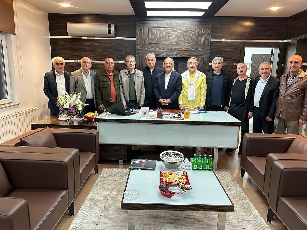 Kayserispor küme düştü, gözler onu aradı! Özhaseki kimlerle buluştu?