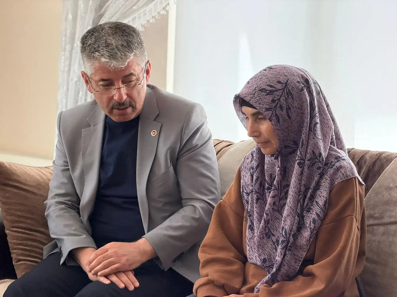 Çopuroğlu'ndan Anneler Günü'nde anlamlı ziyaret