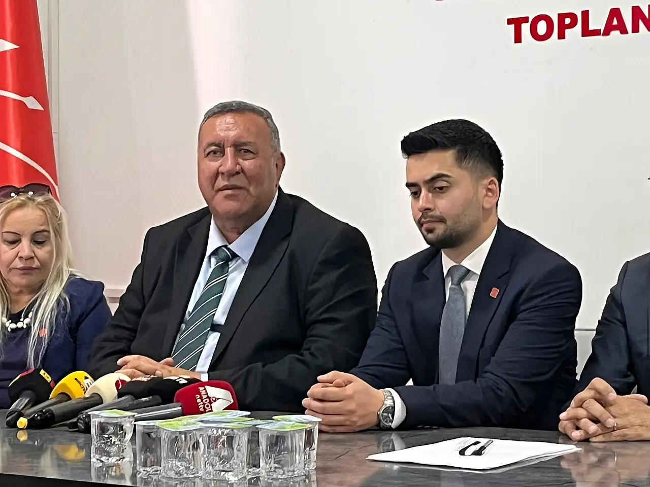 İki Milletvekili Kayseri'de buluştu: Türkiye yönetilemiyor, çözüm erken seçim!