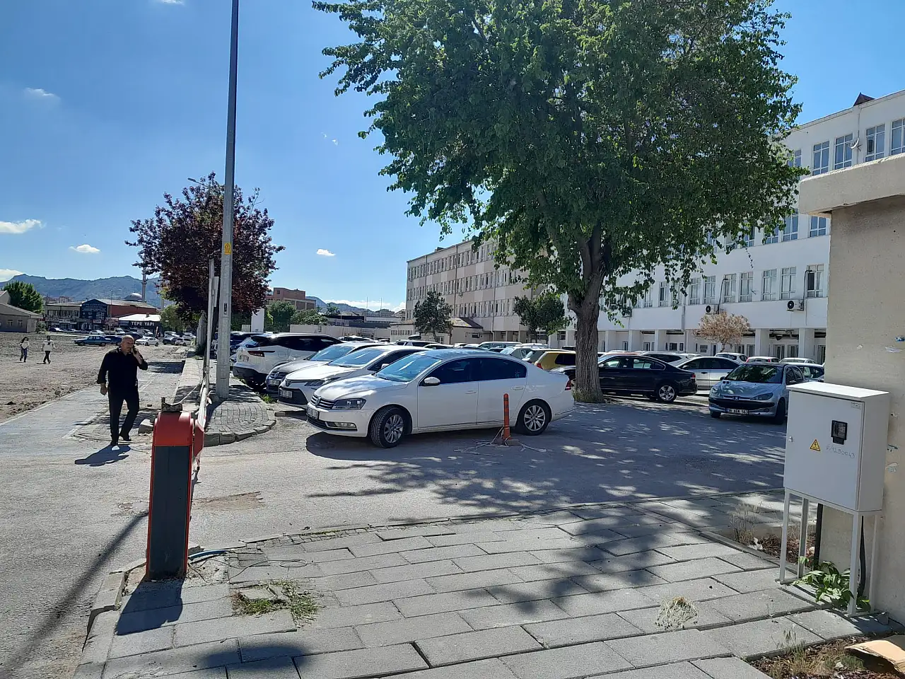 İki yıl önce yıkıldı, alan boş kaldı! İşte Kayseri'nin yeni otoparkı
