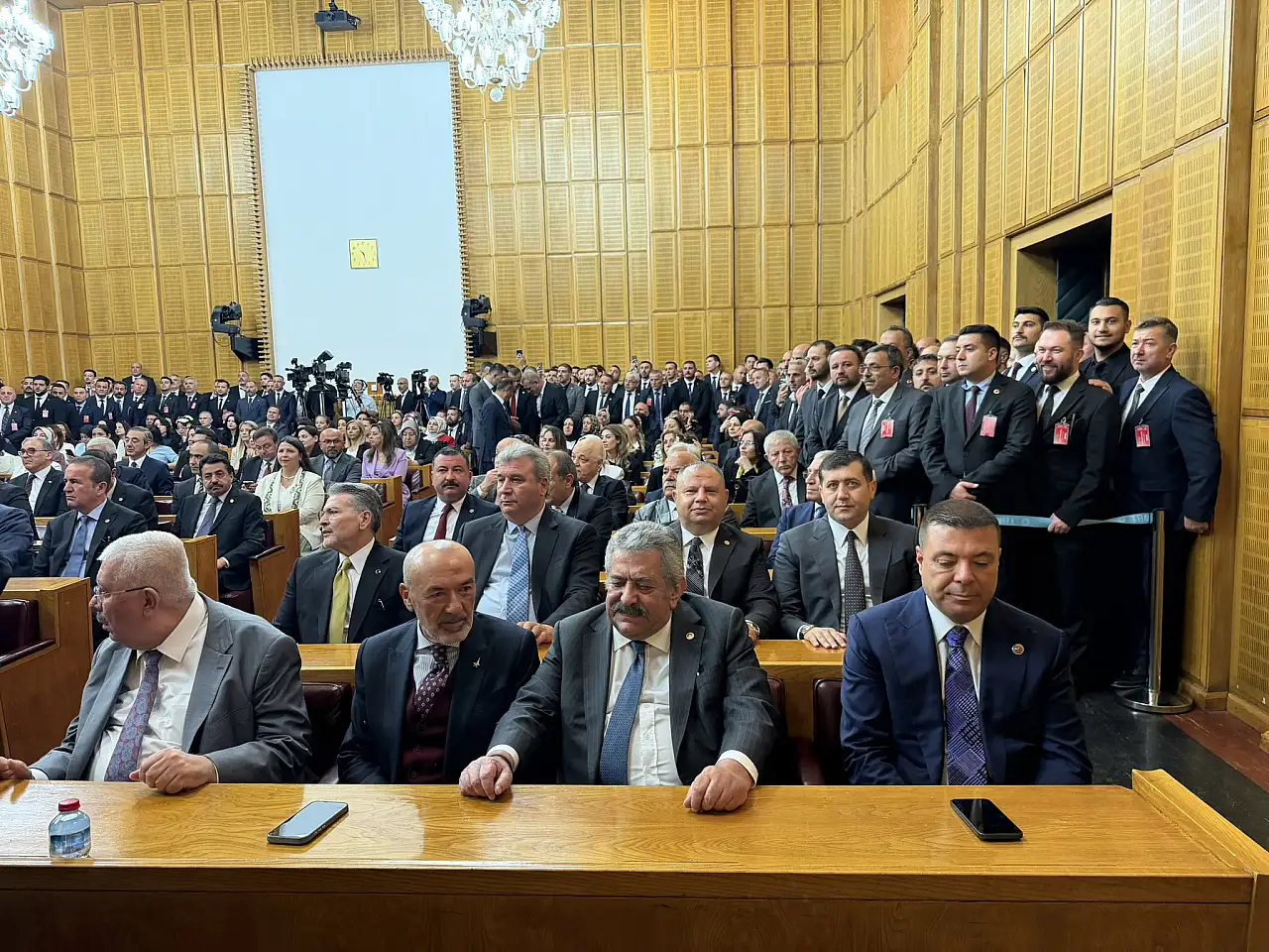 MHP Kayseri eski İl Başkanının oğlu İstanbul'da bakın ne yapıyormuş!