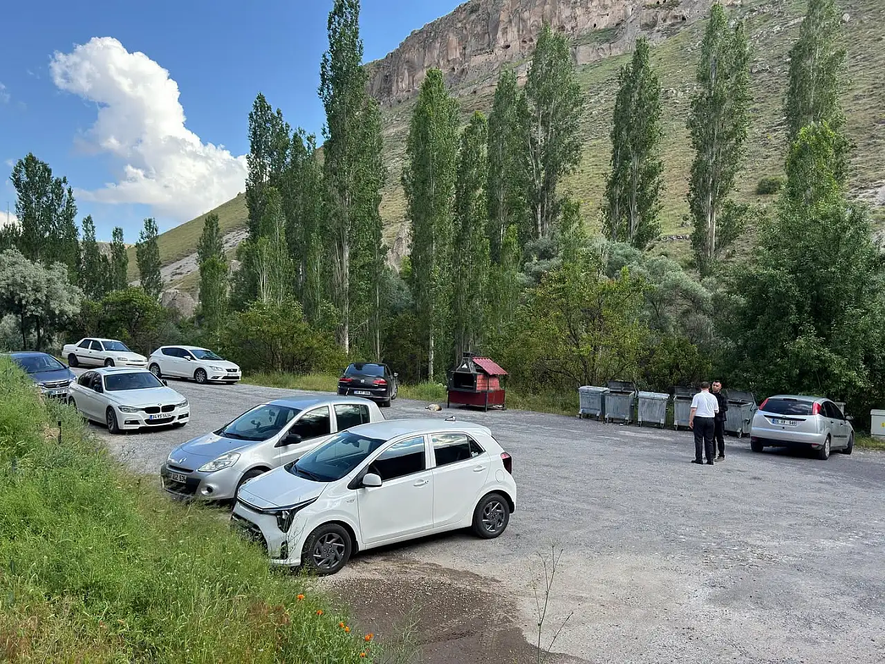 Kayseri'de hafta sonu vatandaş akın etti! Otoparklar doldu taştı