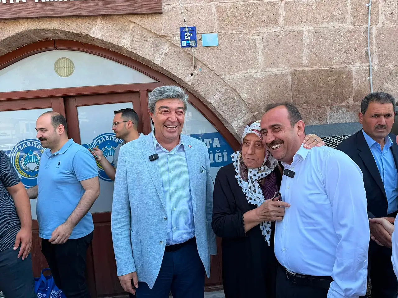 Ataş ve İlmek'ten halk azarı sürprizi