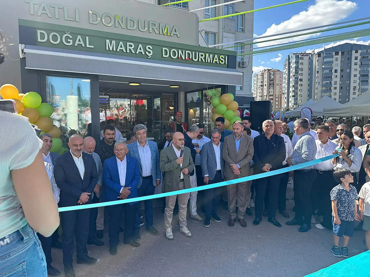 Boks torbası değil Maraş dondurması