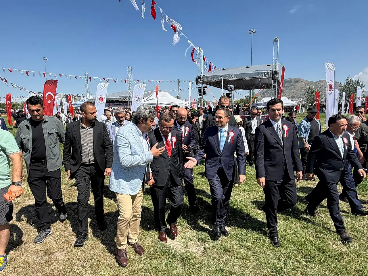 Ataş'tan başsavcıya övgü dolu sözler