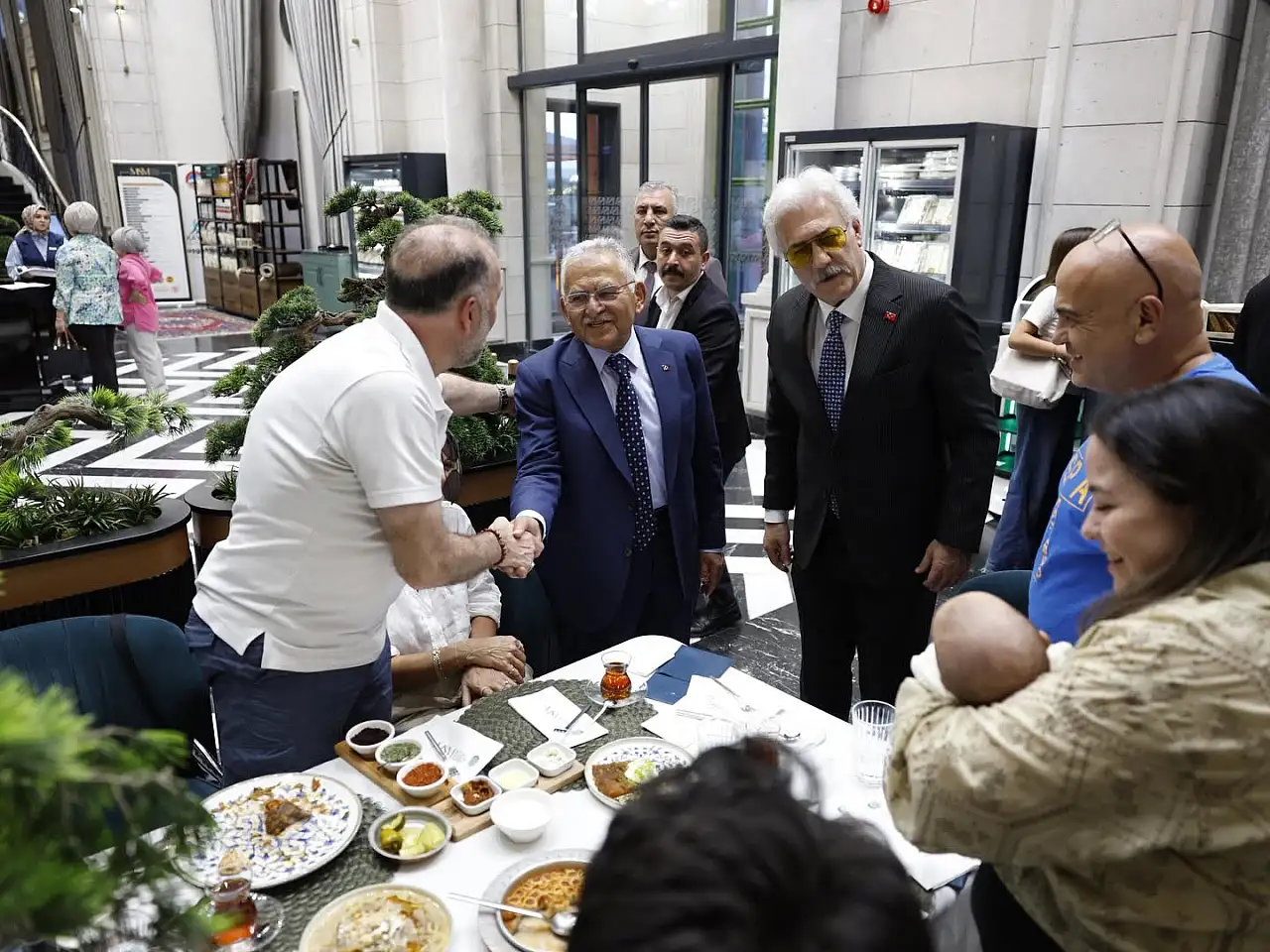 KAYOTED'den Kayseri Büyükşehir Belediyesi'ne ödül yağmuru
