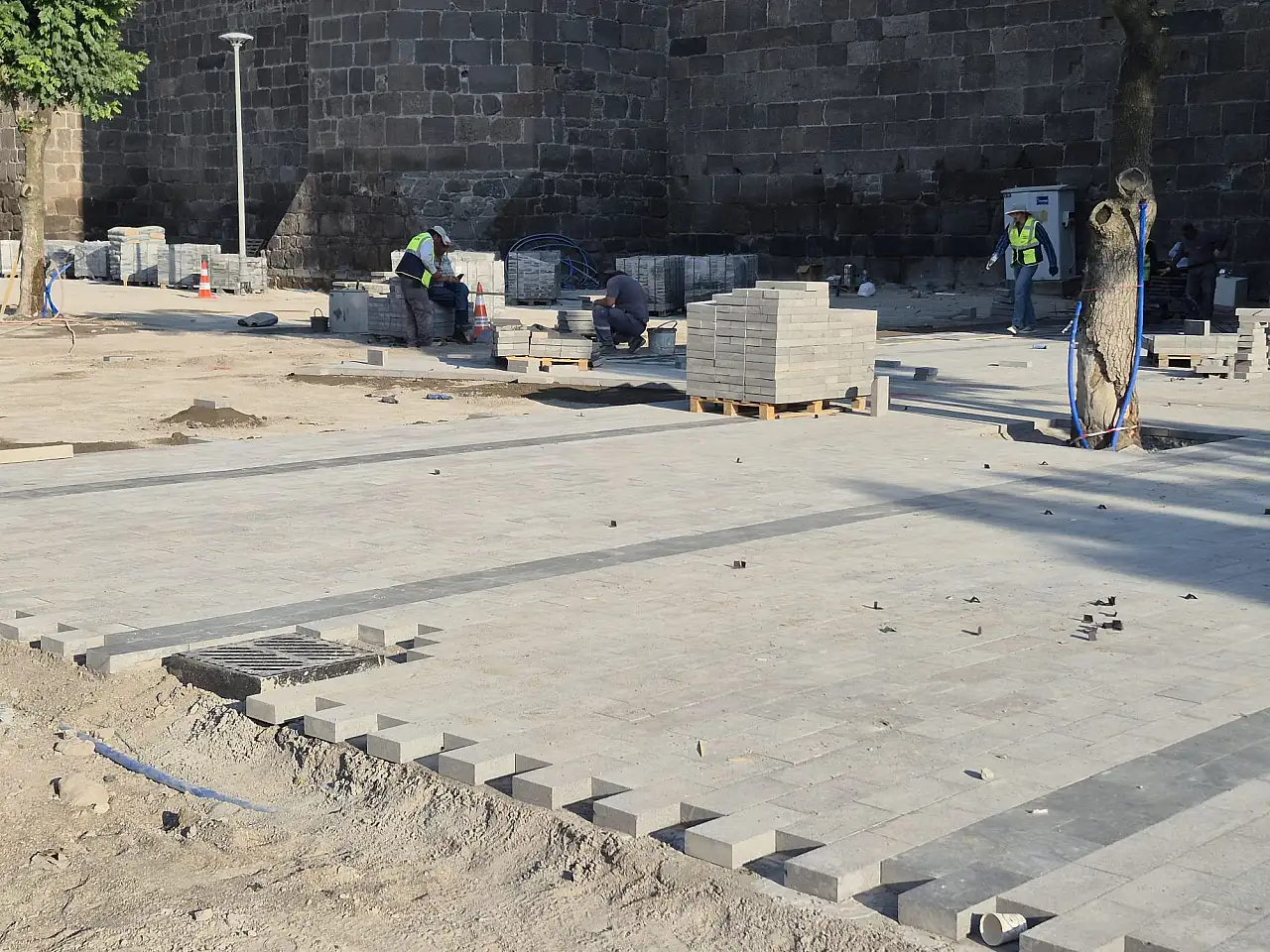 Kayseri'nin kalbinde taşlar yerinden oynadı! Yeni görünümü ortaya çıktı