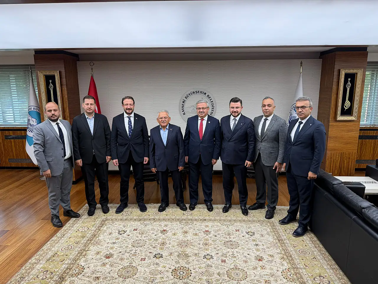 AK Parti Genel Merkezi koordinatörleri Kayseri'ye neden gönderdi?