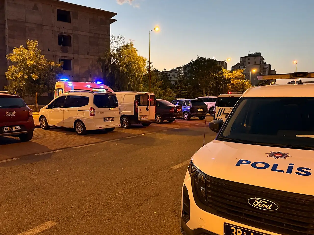 Kayseri'de bıçaklı kavga! Şüpheli kayıplara karıştı