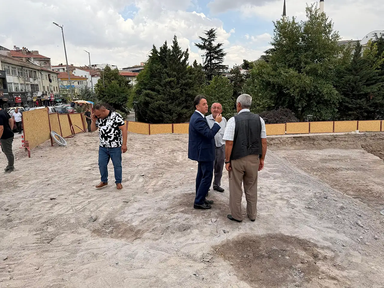 Kayseri'de merakla beklenen Meydan projesi ortaya çıktı! Alta otopark yapılıyor